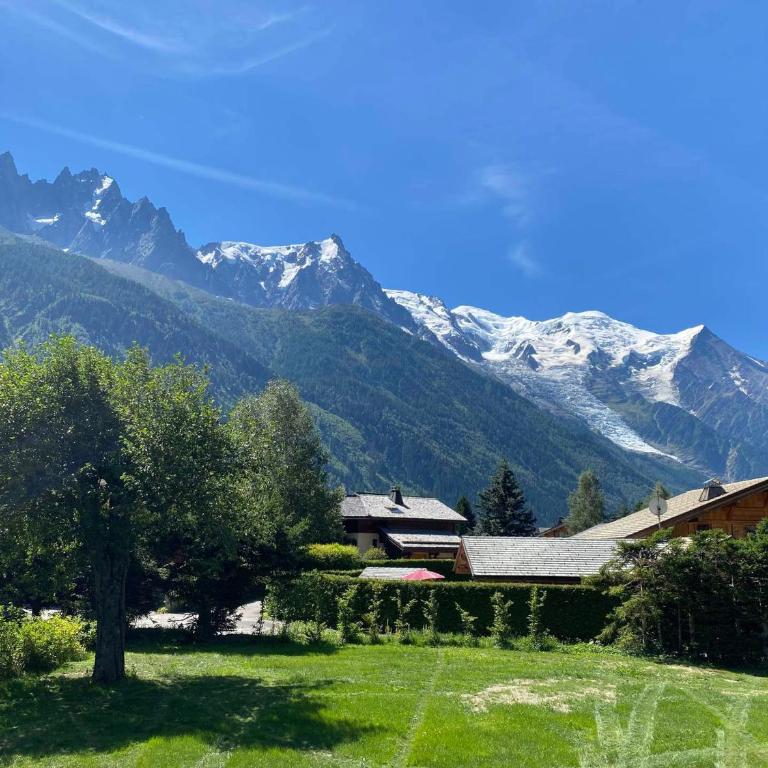 Demi-chalet familial à Chamonix - 8 pers, parking, WiFi - FR-1-343-227 - Apartment - 3