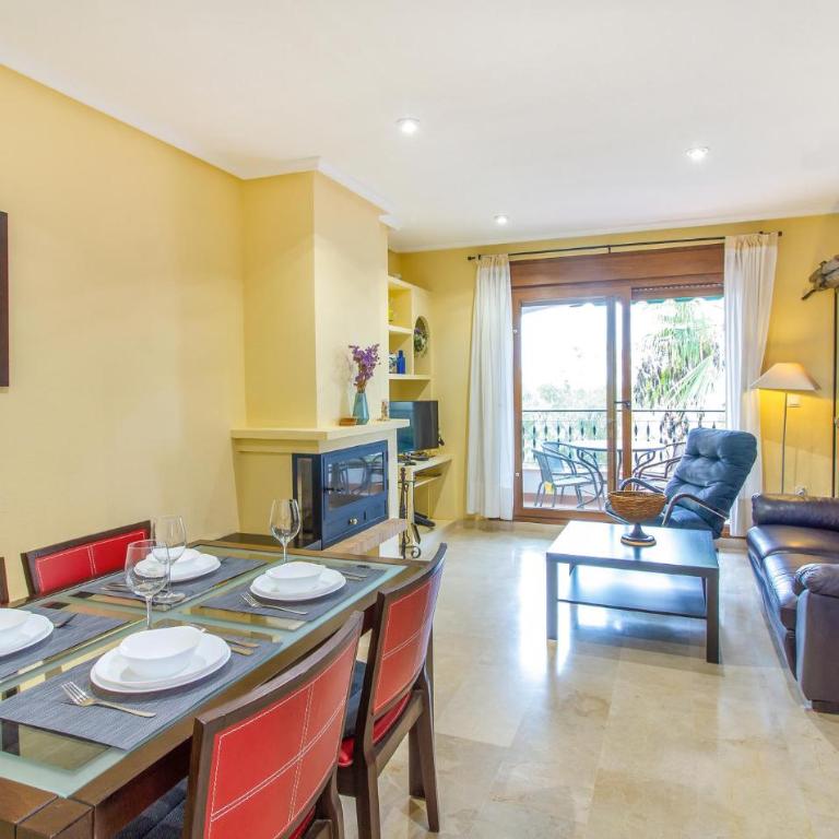 2 Bedroom Cozy Apartment In Orihuela - Apartamento de 2 dormitorios - 1