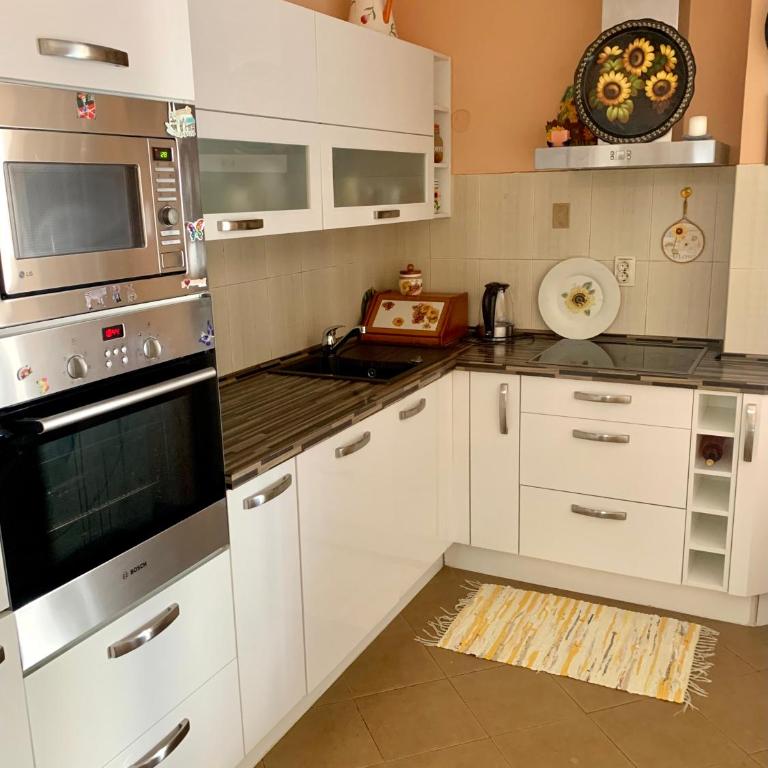 Sunny Apartment Petrovac - Two-Bedroom Apartment - 13