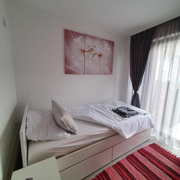 Carpe Diem Apartments - Family Room with Terrace - 16
