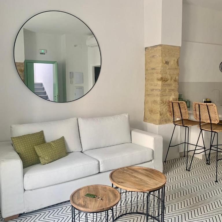 Apartamentos Los Patios de la Judería - Superior Apartment One Bedroom - 16