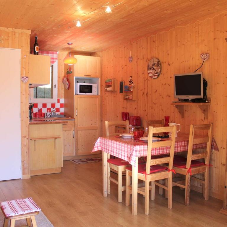 Charmant studio à Vars Les Claux, proche commodités et pistes, balcon en rez-de-chaussée - FR-1-330B-130 - Apartment (2 Erwachsene) - 1