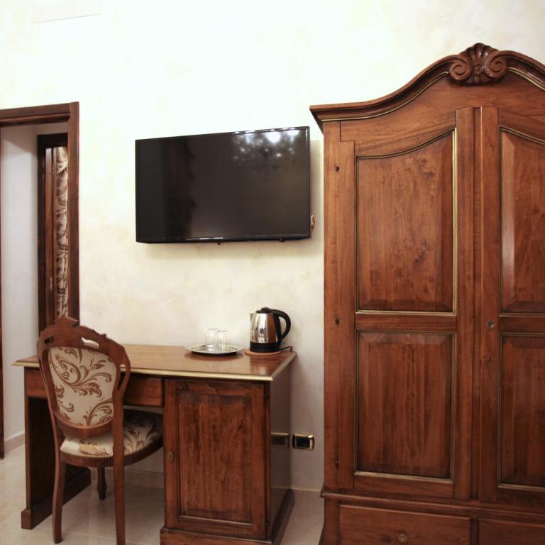 B&B Roma Royal Residence - Suite Familiare con Balcone - 9