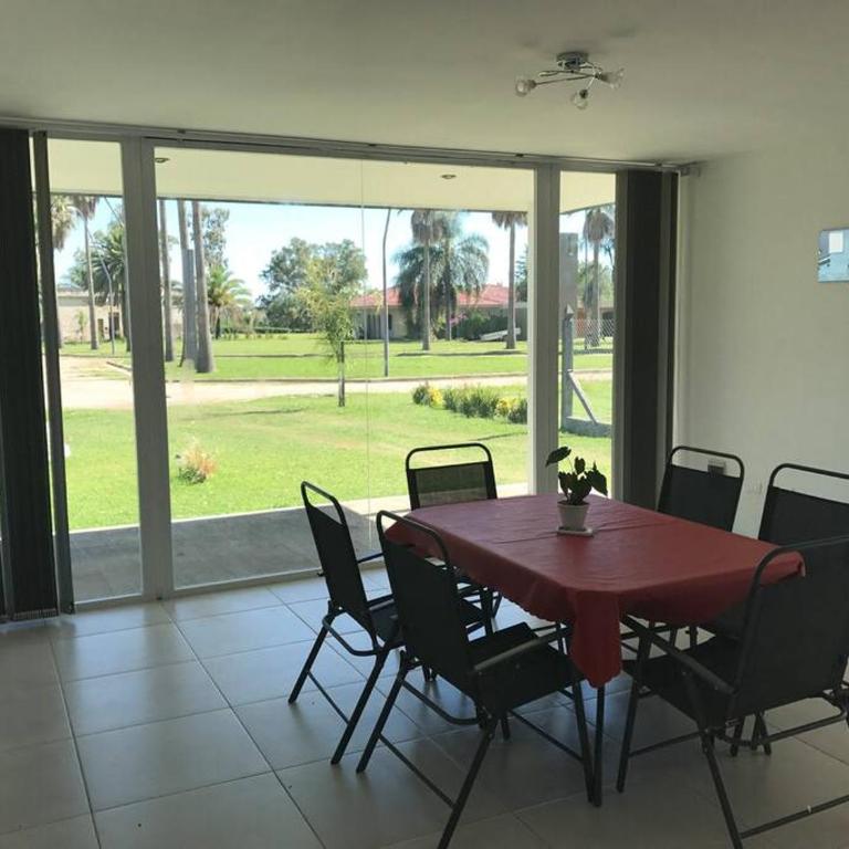 Casa frente al lago en barrio privado - Casa de 2 dormitorios - 32
