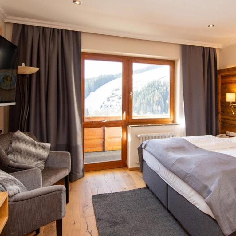 Landhaus Ramsau - Doppelzimmer mit Balkon - 3
