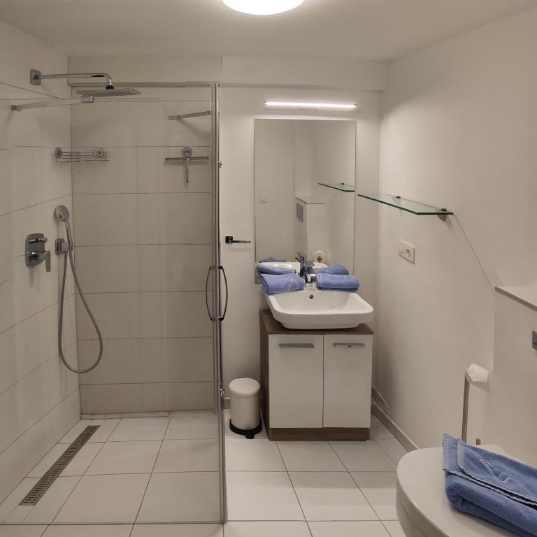 Christinenhof Top 6 - Two-Bedroom Apartment - 26