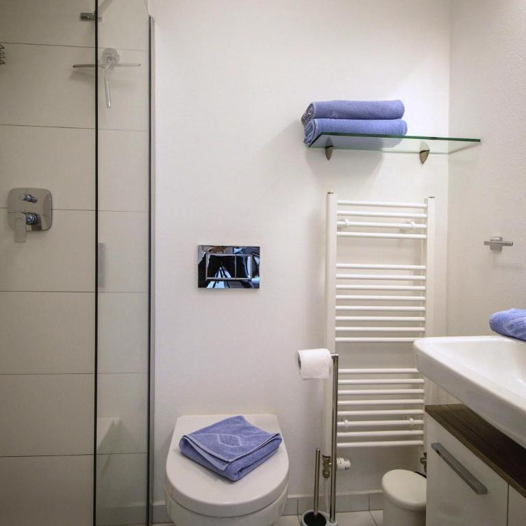 Christinenhof Top 6 - Two-Bedroom Apartment - 11