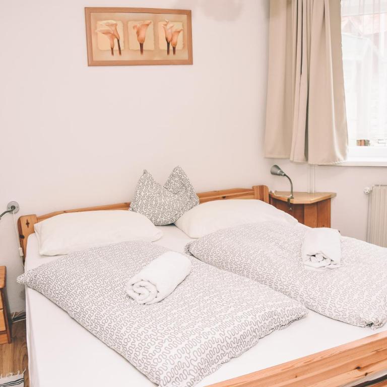 Pension s'Platzl Stuhleck - Deluxe Doppelzimmer mit Bad - 2
