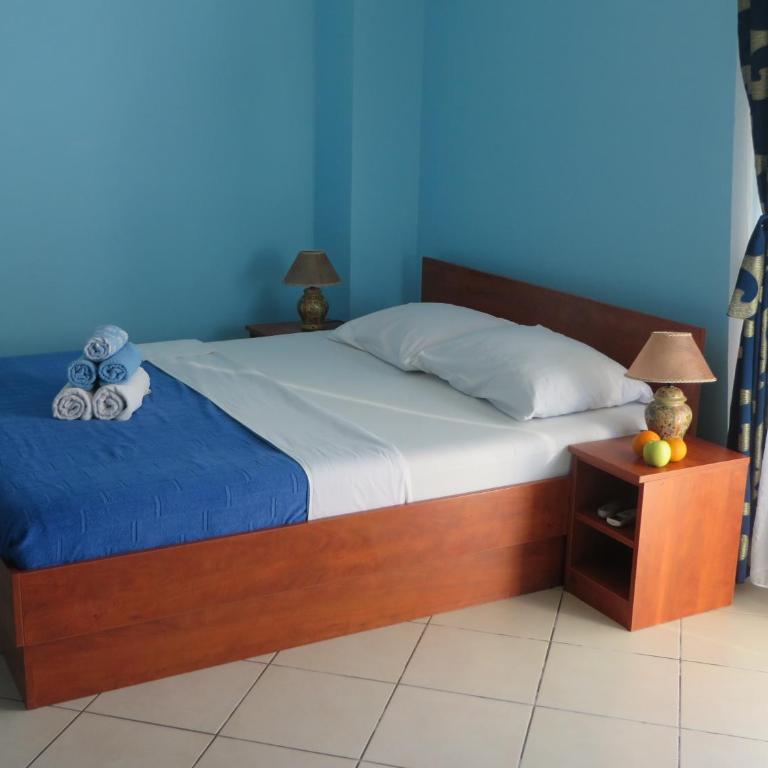 Guest House Villa Živanović - Double Room with Balcony - 14
