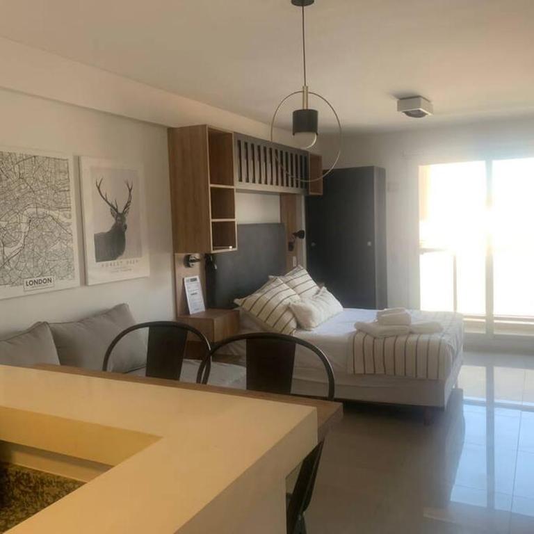 Estrella Centro - Con Cochera - Solo autos - Estudio - 3