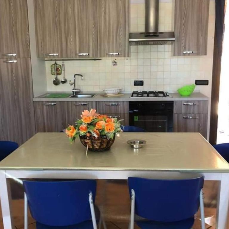 appartamento in villa splendente - Three-Bedroom Apartment - 9