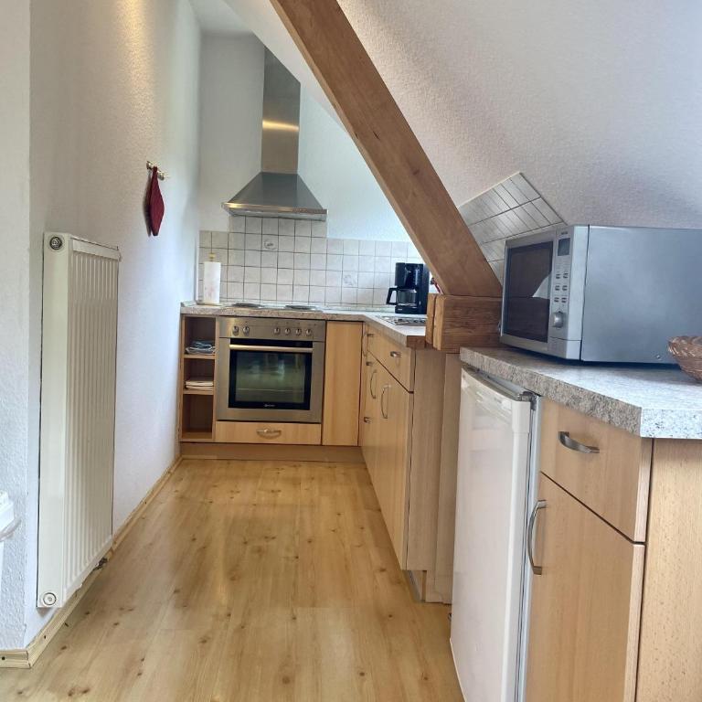 Ferienhof Weber Nieratz - Standard Apartment mit Badewanne - 3
