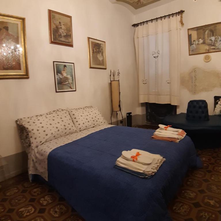 Vasari Home - Appartamento con 2 Camere da Letto - 63