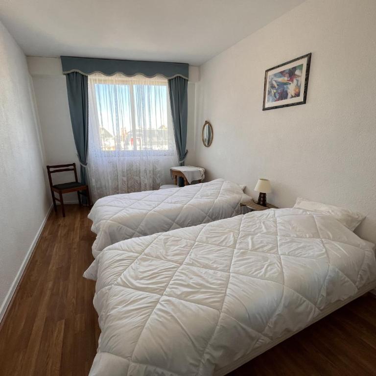 Appartement 2 chambres, centre Les Sables-d'Olonne, balcon, Wifi - FR-1-197-143 - Apartment (5 Erwachsene) - 17