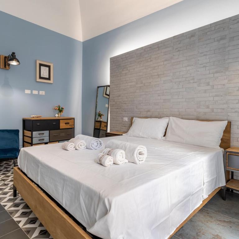 GuestHost - La Dimora di Miriam Netflix Flat - One-Bedroom Apartment - 1