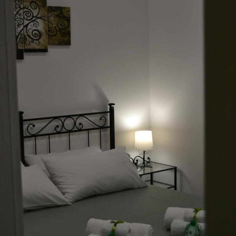 Karina's Rooms - Double Room - 16