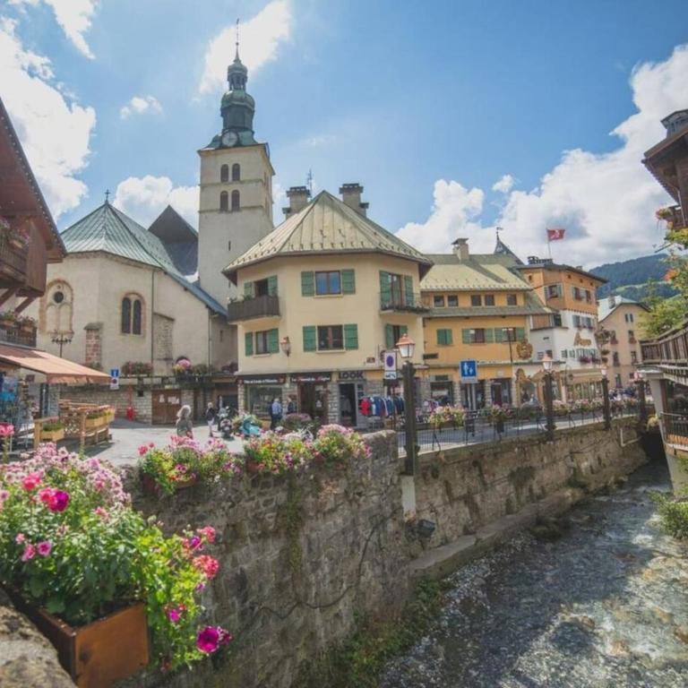 welcoming apartment with swimming pools near the Megève ski slopes - Appartement - 42
