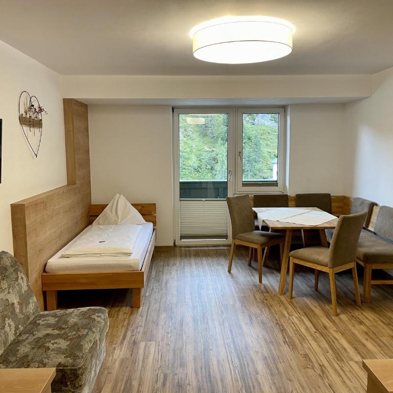 Hotel Appartement Winter - Extra große Ferienwohnung mit Balkon - 2
