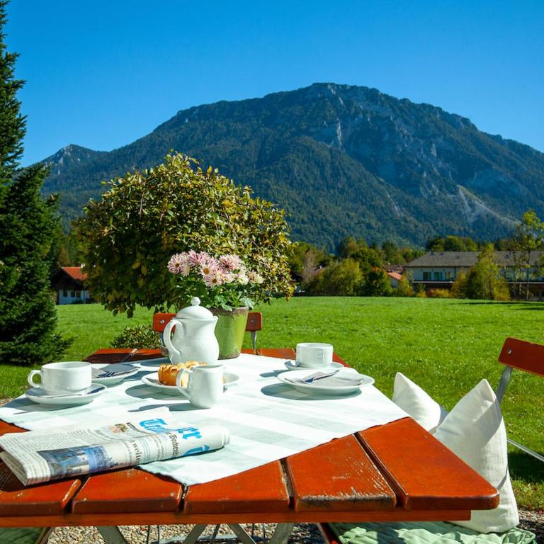 Gästehaus Menkenbauer inkl. Chiemgaukarte - Deluxe Doppelzimmer - 6
