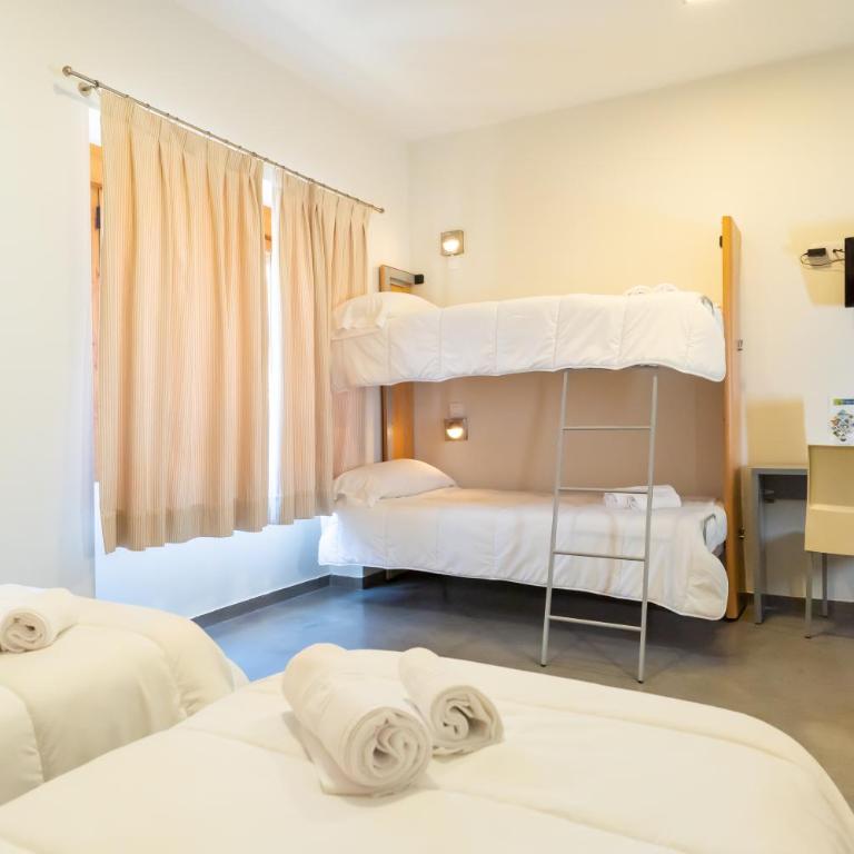 Albergue Inturjoven Cazorla - 1 Cama en Dormitorio Compartido - 6