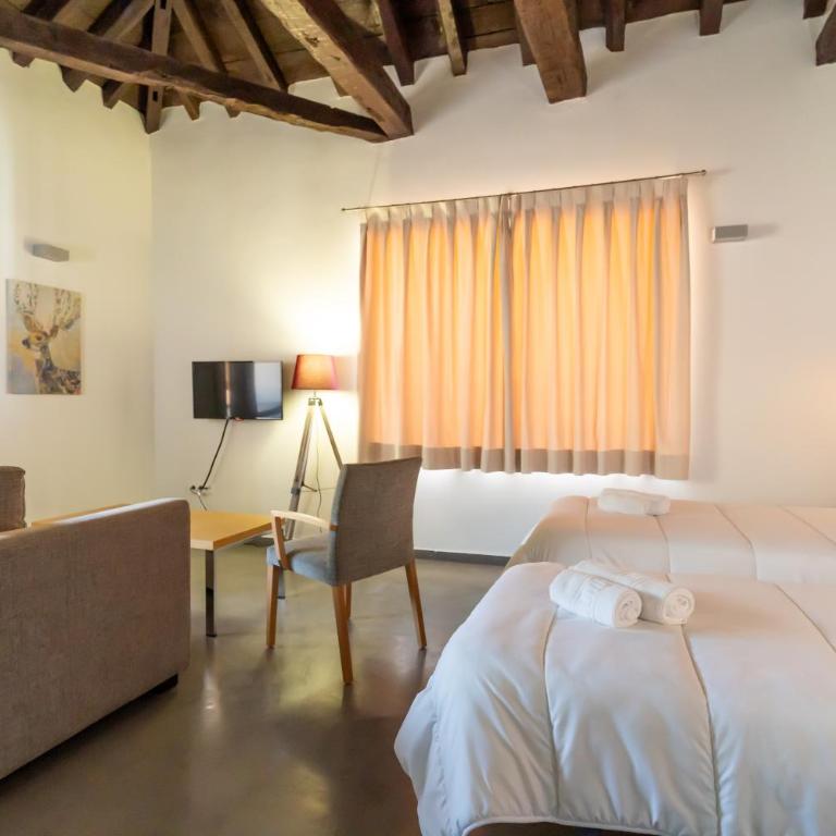 Albergue Inturjoven Cazorla - Habitación Doble Superior - 2 camas - 5