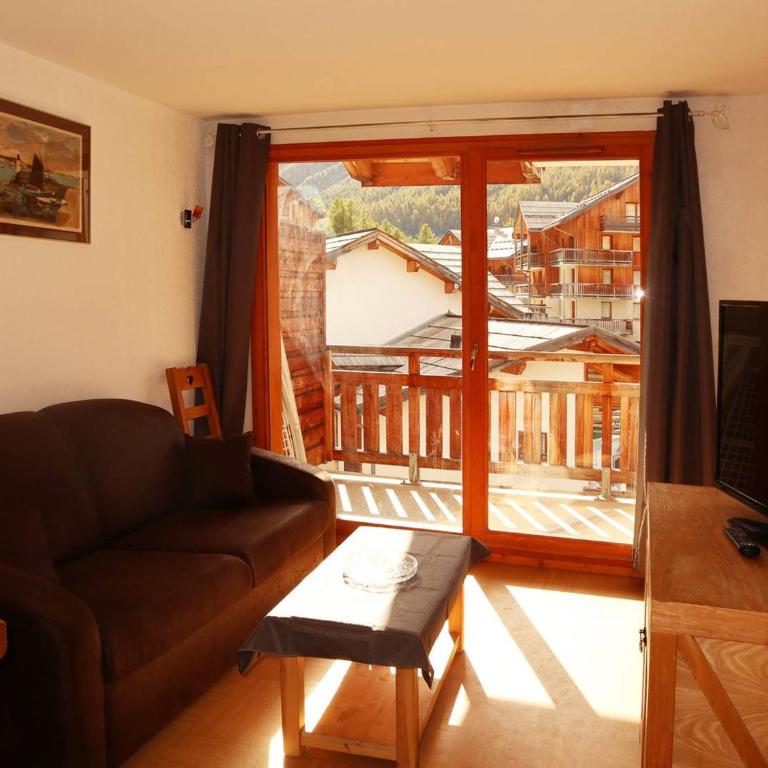Appartement skis aux pieds avec piscine intérieure, proche services - FR-1-322-478 - Apartment - 1