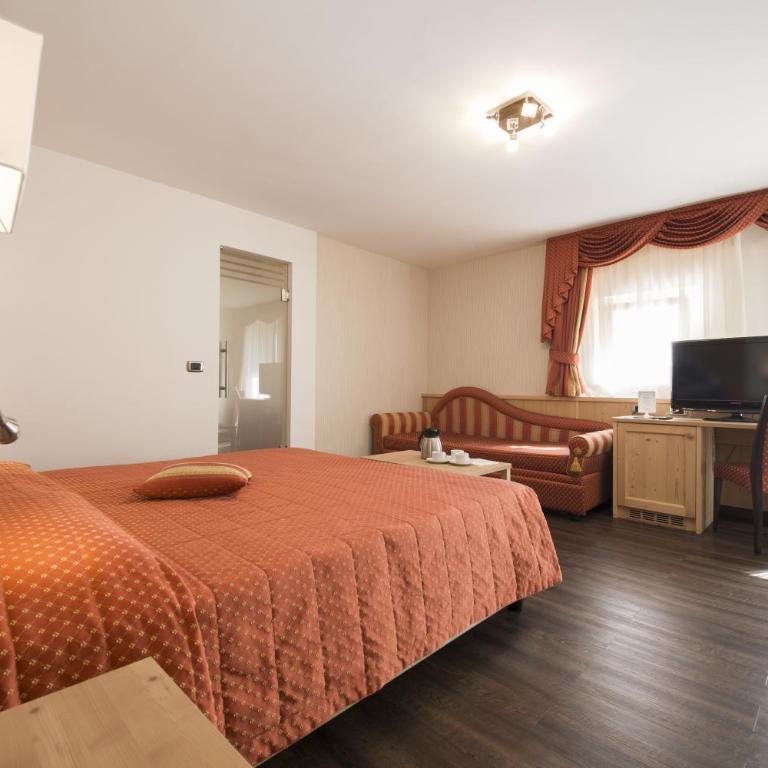 Hotel Touring - Camera Tripla - 2