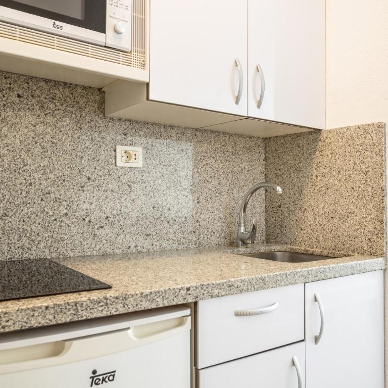 Castle Harbour Samuel's Studio Flat - Apartamento de 1 dormitorio - 21