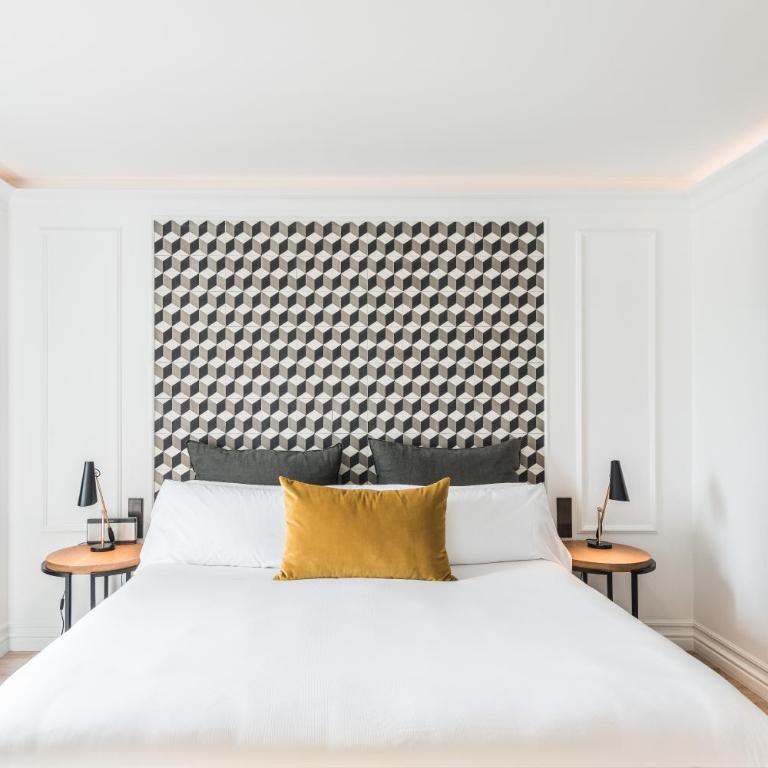 Serras Barcelona - Suite with Sea View - 7