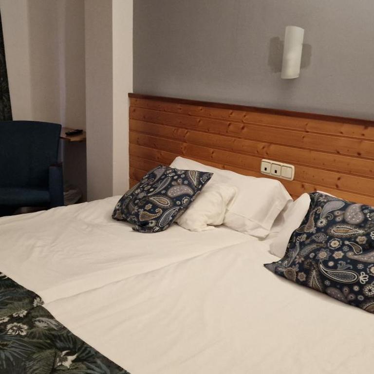 Hotel Merino - Habitación Doble - 1 o 2 camas - 18