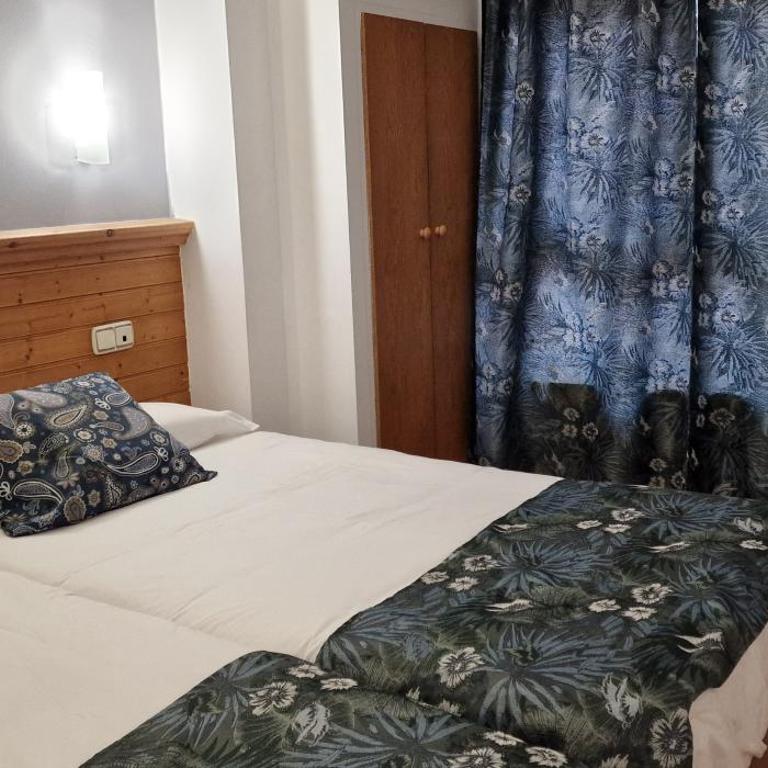 Hotel Merino - Habitación Doble - 1 o 2 camas - 19