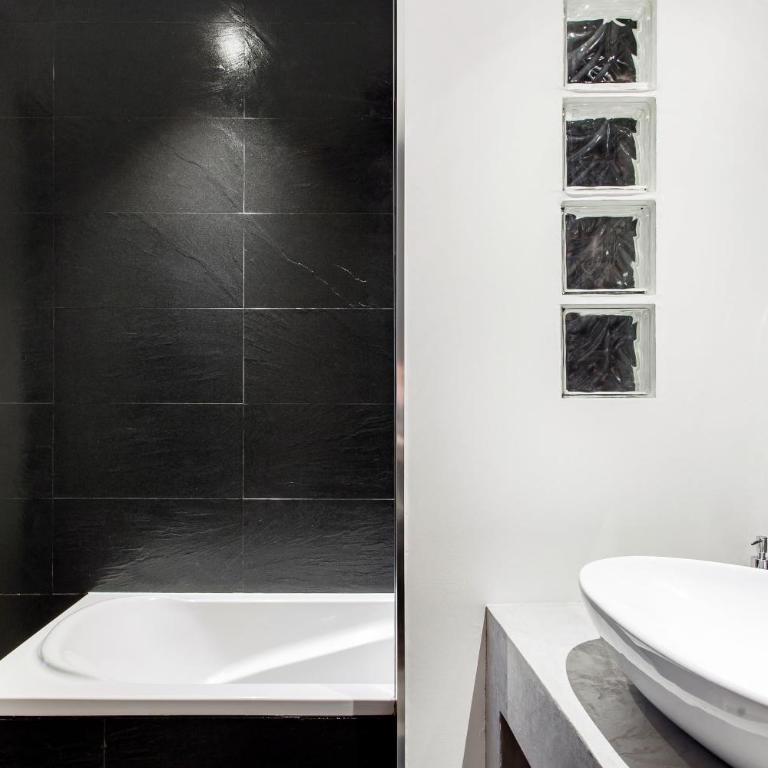 L'Authentik, charme et confort en vieille ville - Deluxe Apartment - 15