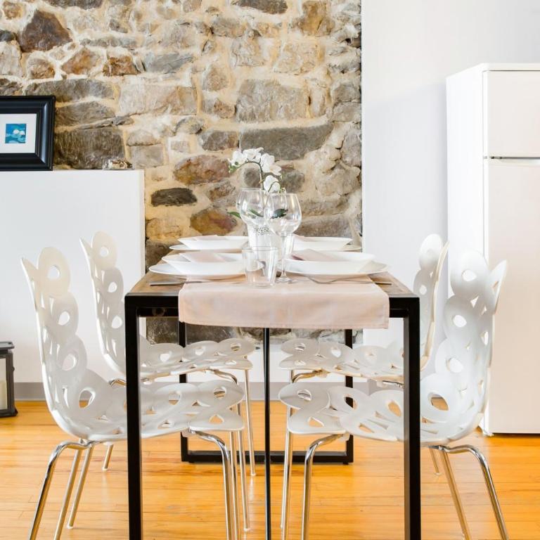 L'Authentik, charme et confort en vieille ville - Deluxe Apartment - 9