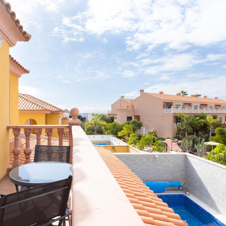 LUXURY VILLA WITH PRIVATE POOL & AIRCON, Costa Adeje, Tenerife - Apartamento - 19