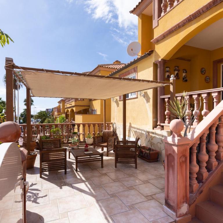 LUXURY VILLA WITH PRIVATE POOL & AIRCON, Costa Adeje, Tenerife - Apartamento - 9