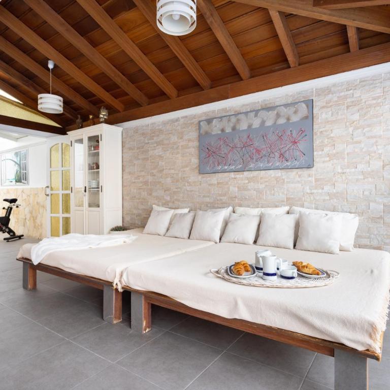 LUXURY VILLA WITH PRIVATE POOL & AIRCON, Costa Adeje, Tenerife - Apartamento - 2