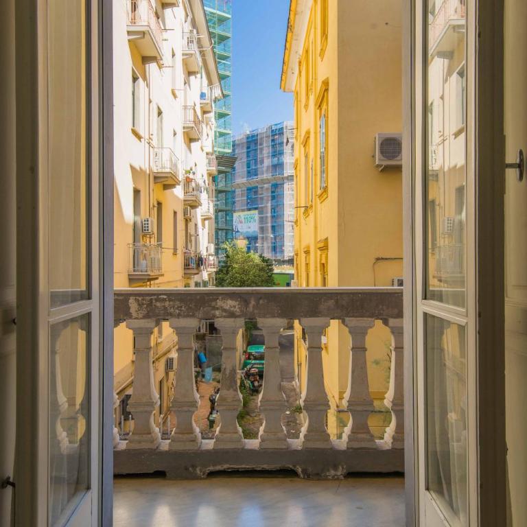Bed&Breakfast Salerno - Camera Tripla Deluxe - 1