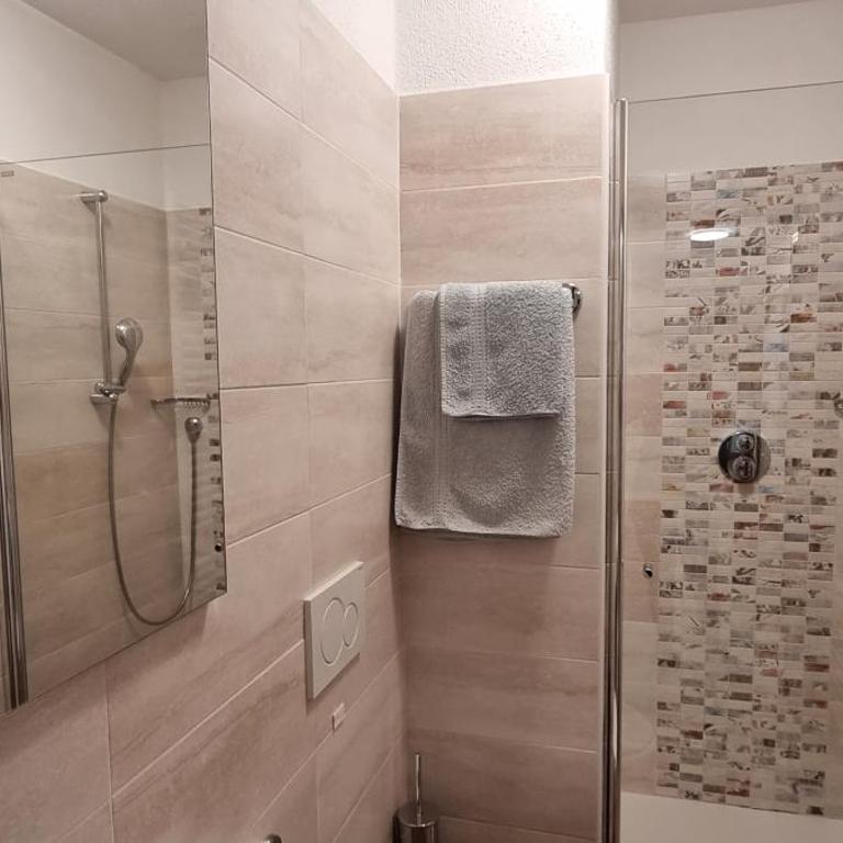 Cesa Fortunato - Appartamento con 3 Camere da Letto - 2