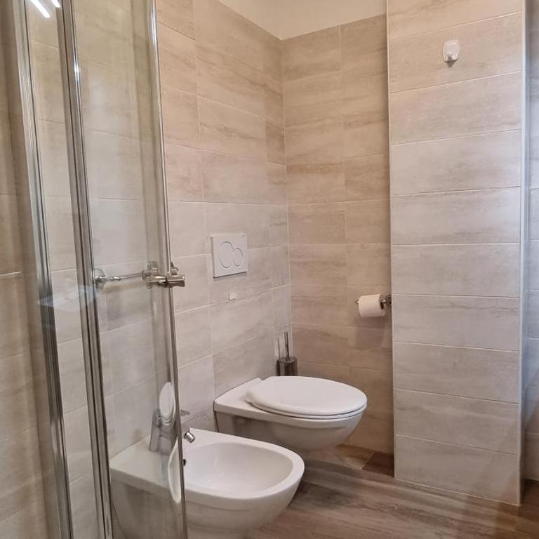 Cesa Fortunato - Appartamento con 3 Camere da Letto - 3