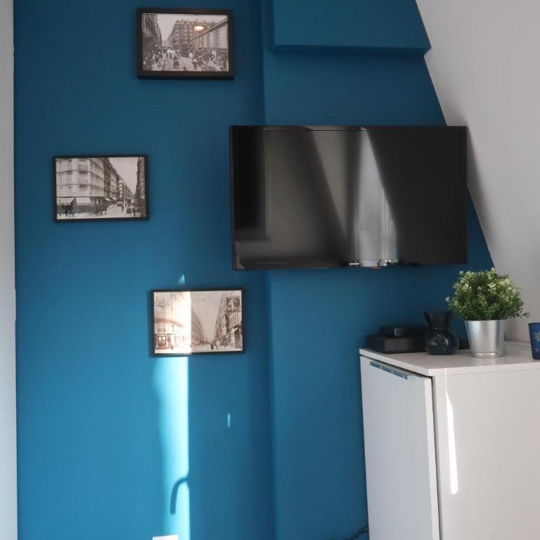 Paris 17ème - STUDIO compact 10m2 -110 sqf - coeur BATIGNOLLES - ideal SOLO traveler - Studio - 37