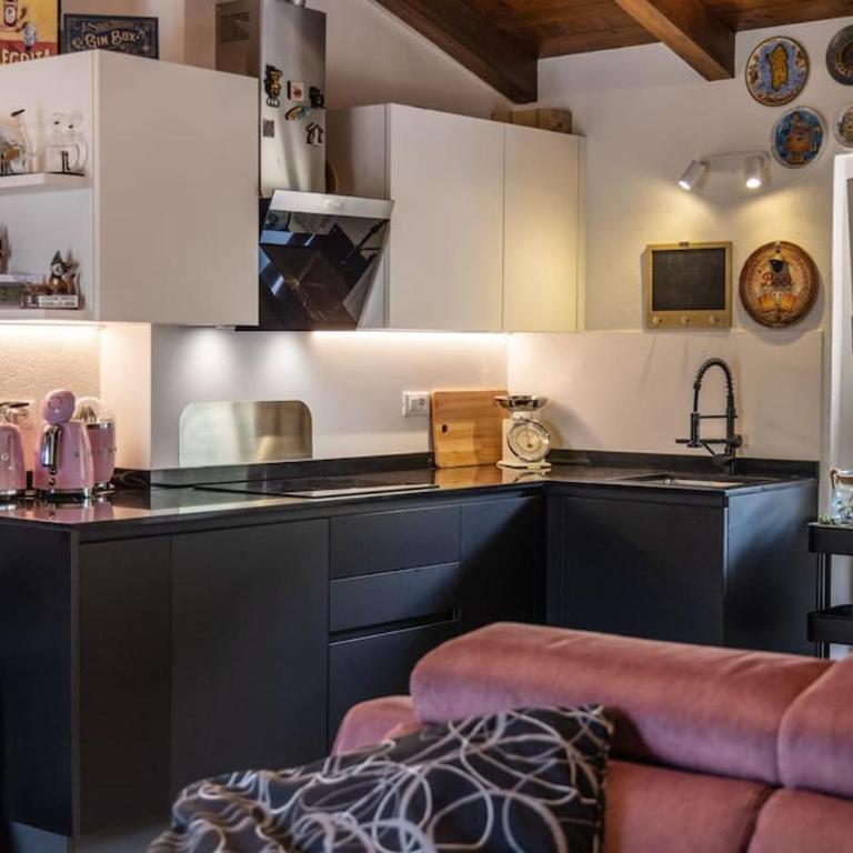 CASA MONTINI - Appartamento con 2 Camere da Letto - 8