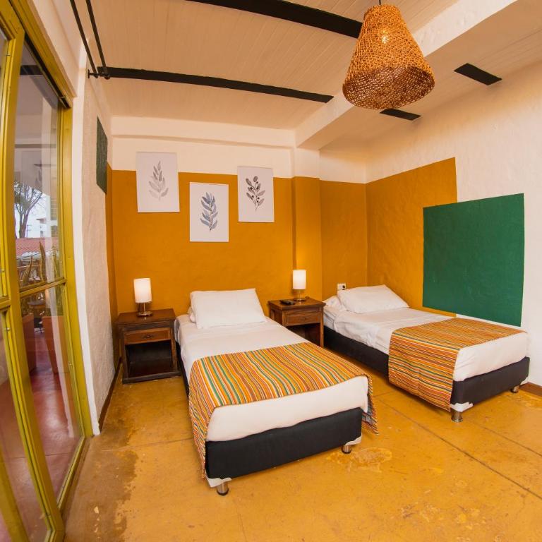 Viajero Salento Hostel - Habitación Doble Premium con vistas a la montaña - 2 camas - 4