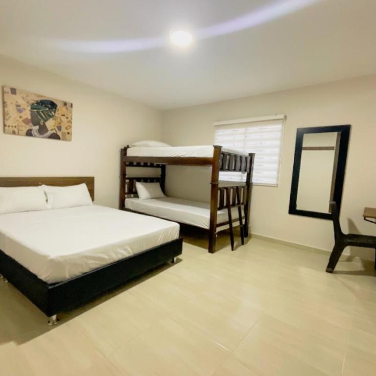 Hotel Andina Blue Santa Marta - Habitación cuádruple - 2