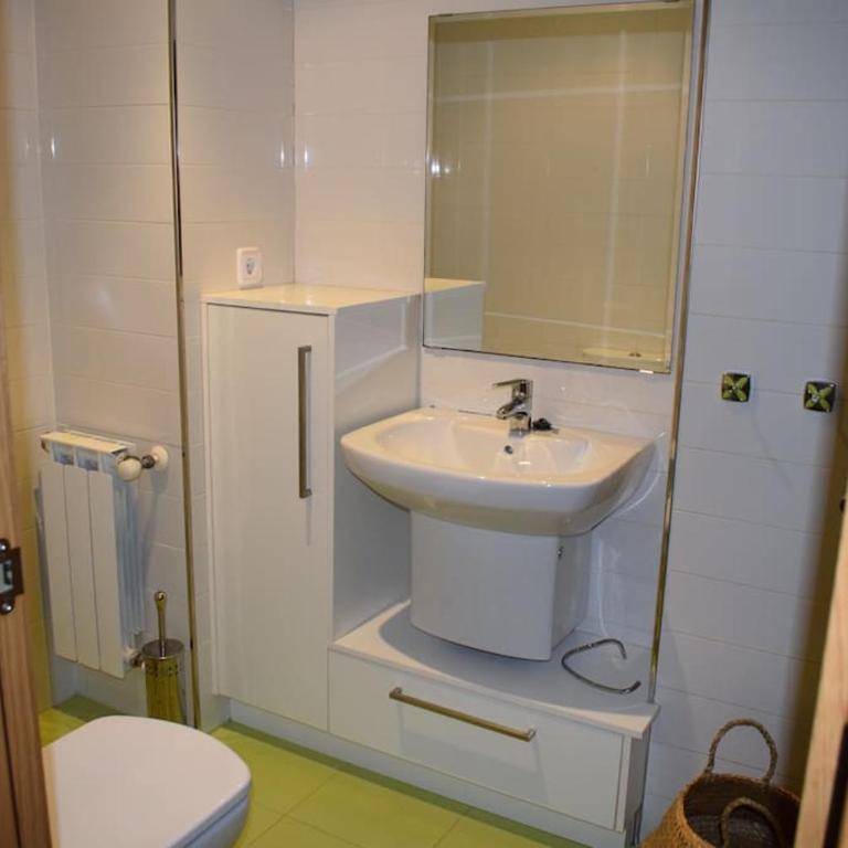 Apartamento centro Villagarcía. - Three-Bedroom Apartment - 8