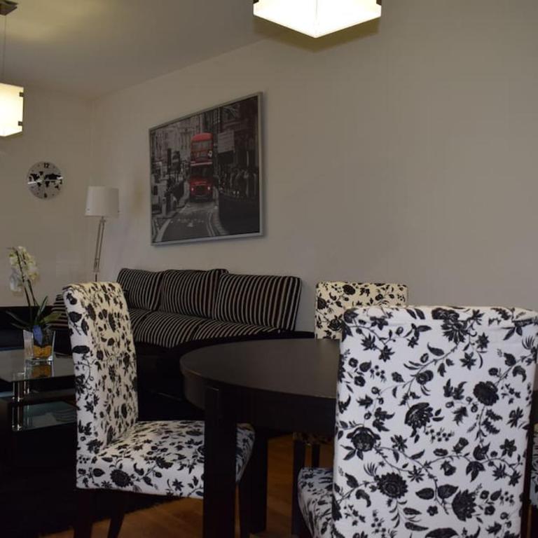 Apartamento centro Villagarcía. - Three-Bedroom Apartment - 10