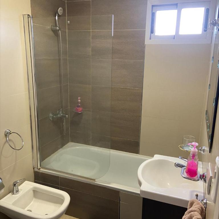 Apart Duclout Monte Grande a 15 minutos del Aeropuerto Ezeiza Zona Residencial - Apartamento de 1 dormitorio - 5