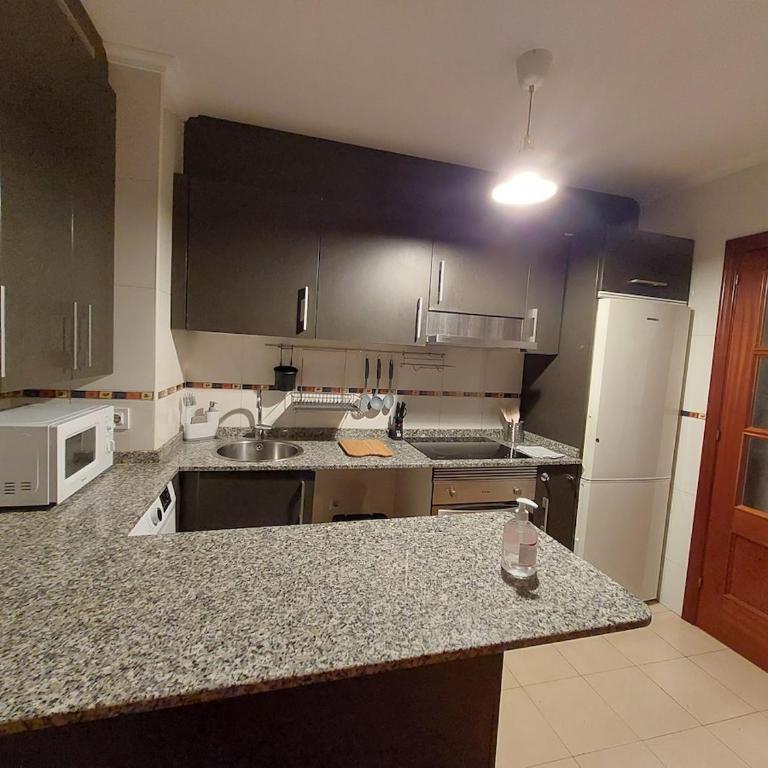 145A Apartamento moderno dos habitaciones by R2R Consulting - Apartamento de 2 dormitorios - 20