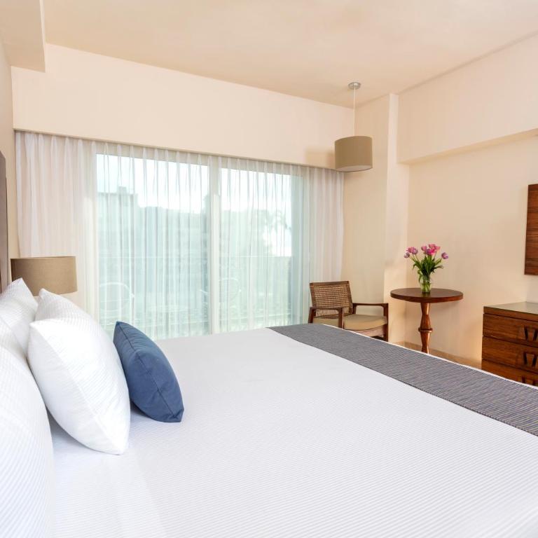 Crown Paradise Golden All Inclusive Resort - Adults Only - Deluxe Double Room - 4