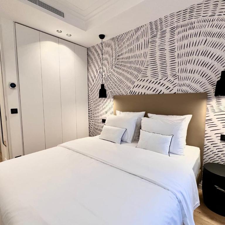OPERA PROMENADE 4 Renovated 3 Bedrooms Balcony Sea View AC - Apartment with Sea View - 15