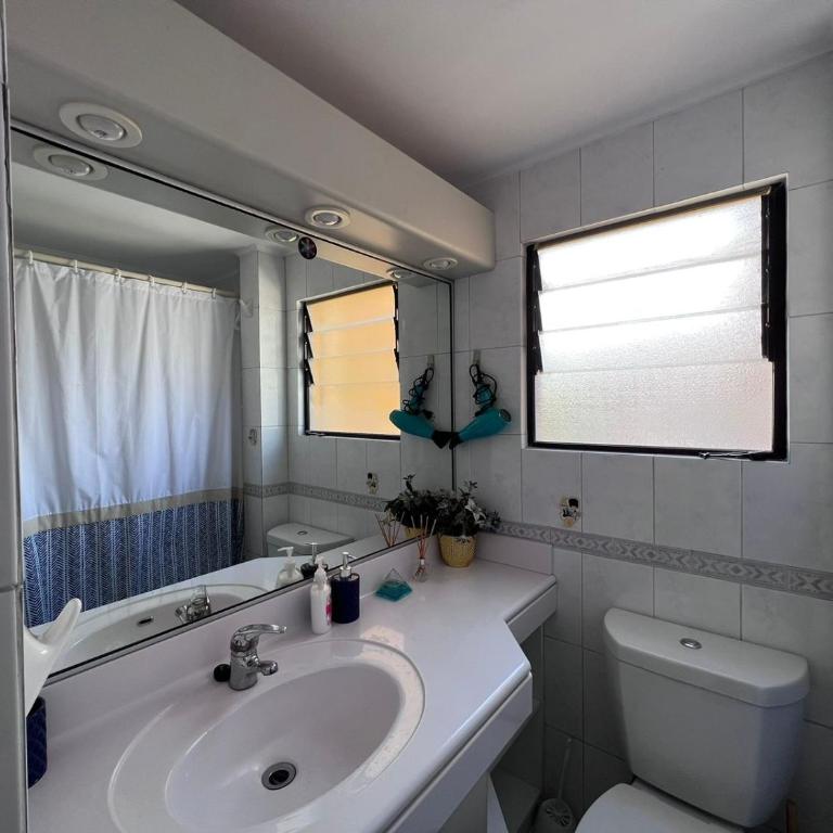 Genial Casa en Bahía Inglesa - Three-Bedroom House - 19